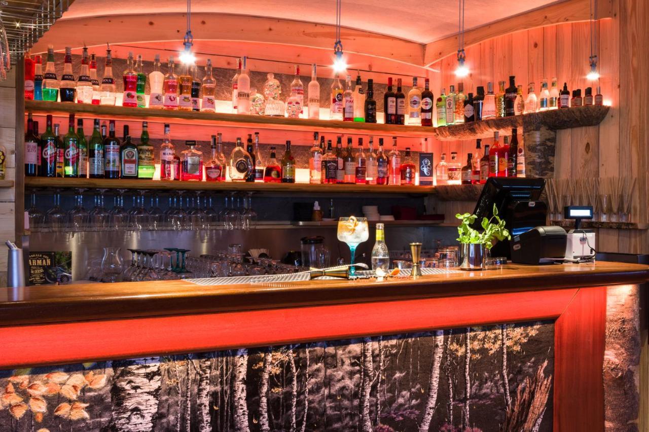 Hotel Moderno Restaurant Серина Екстериор снимка