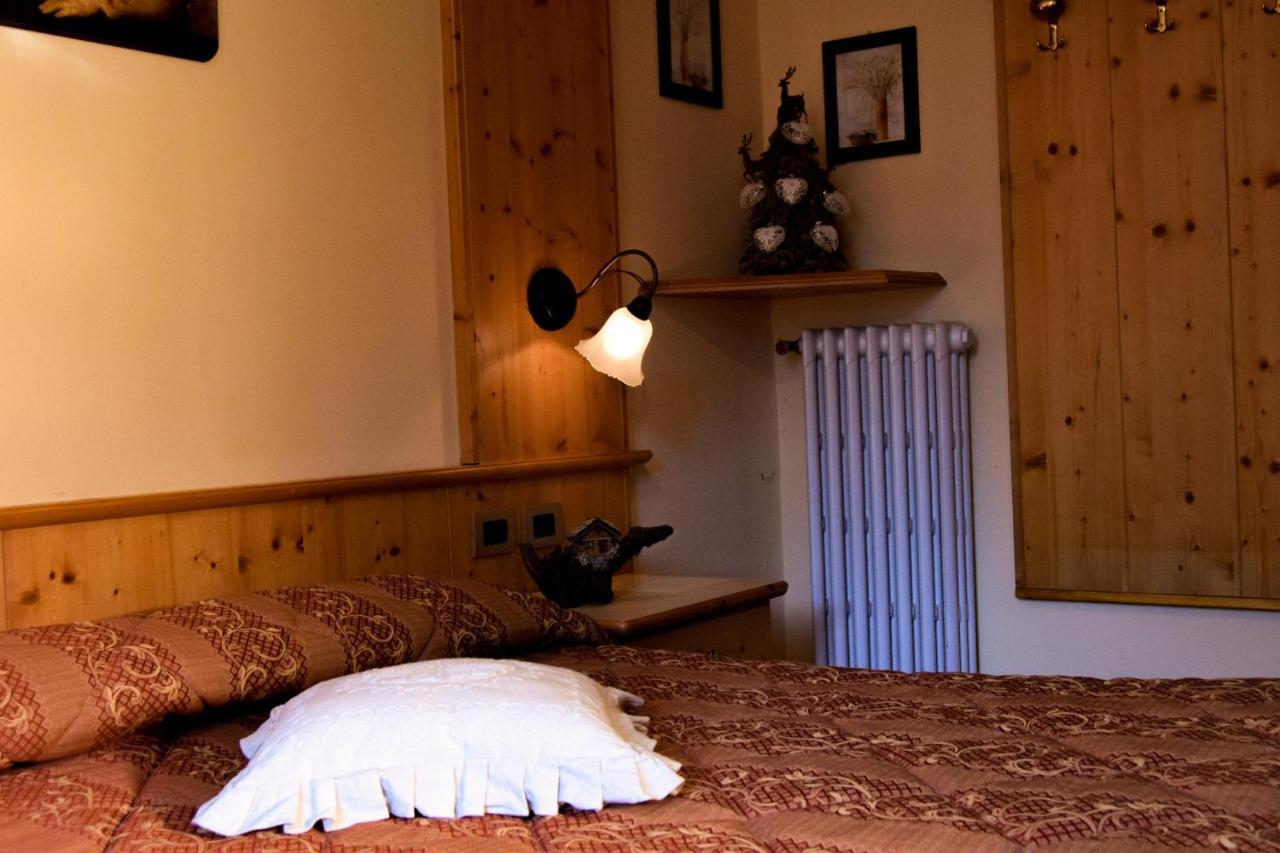 Hotel Moderno Restaurant Серина Екстериор снимка