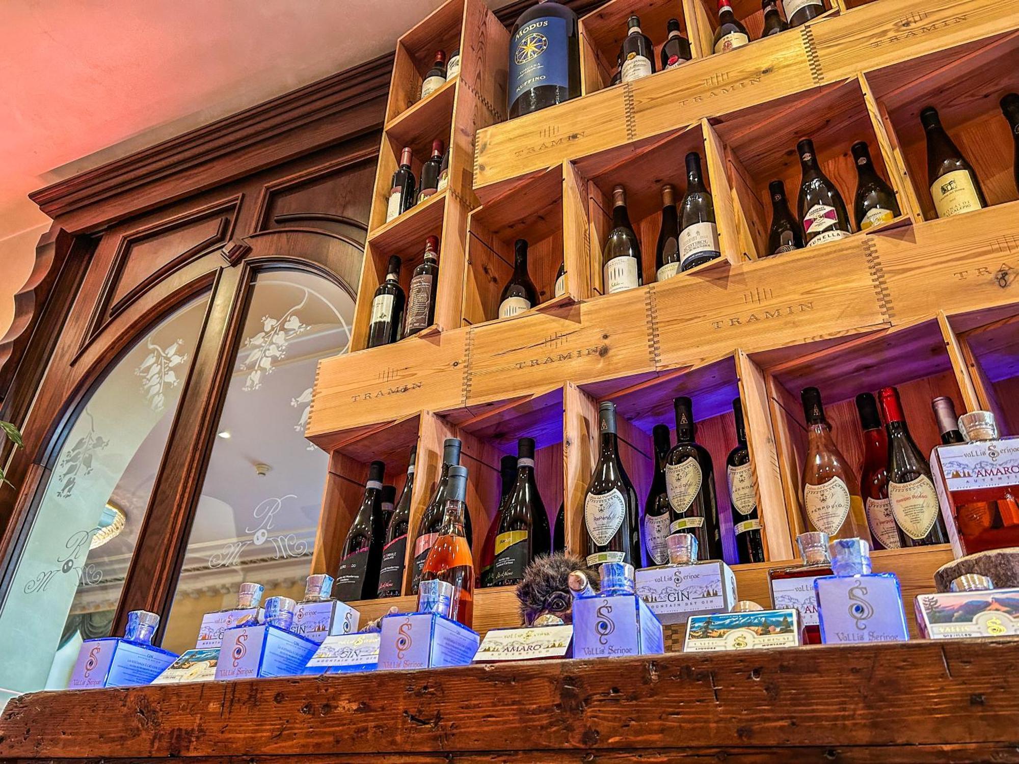 Hotel Moderno Restaurant Серина Екстериор снимка